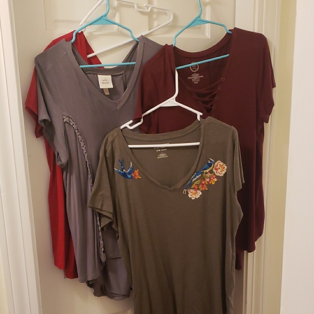 Women's Short Sleeve Jersey Shirts Bundled